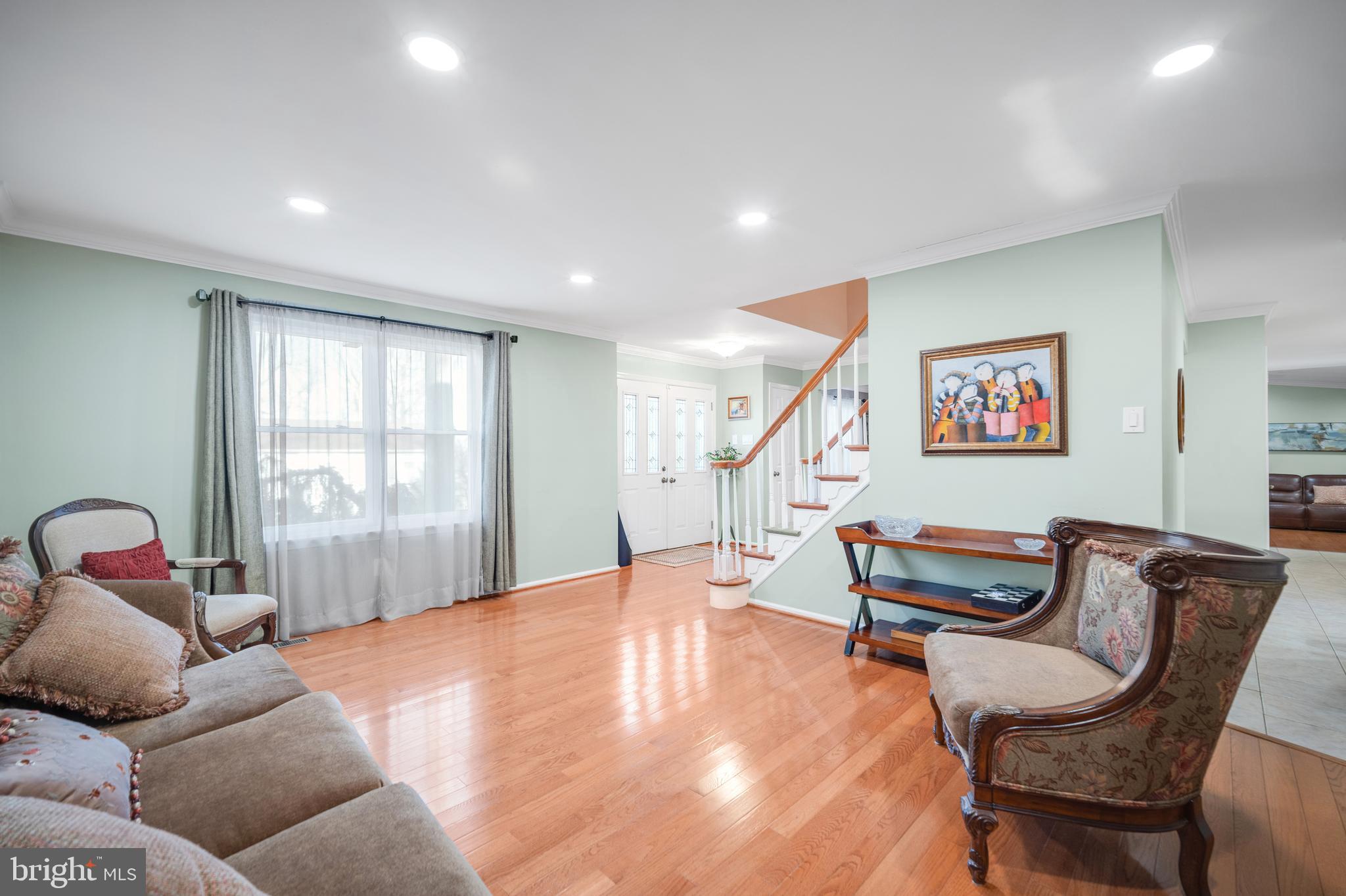 853 Green Ridge Circle Feasterville-Trevose, PA 19053 - Photo 14 of 40