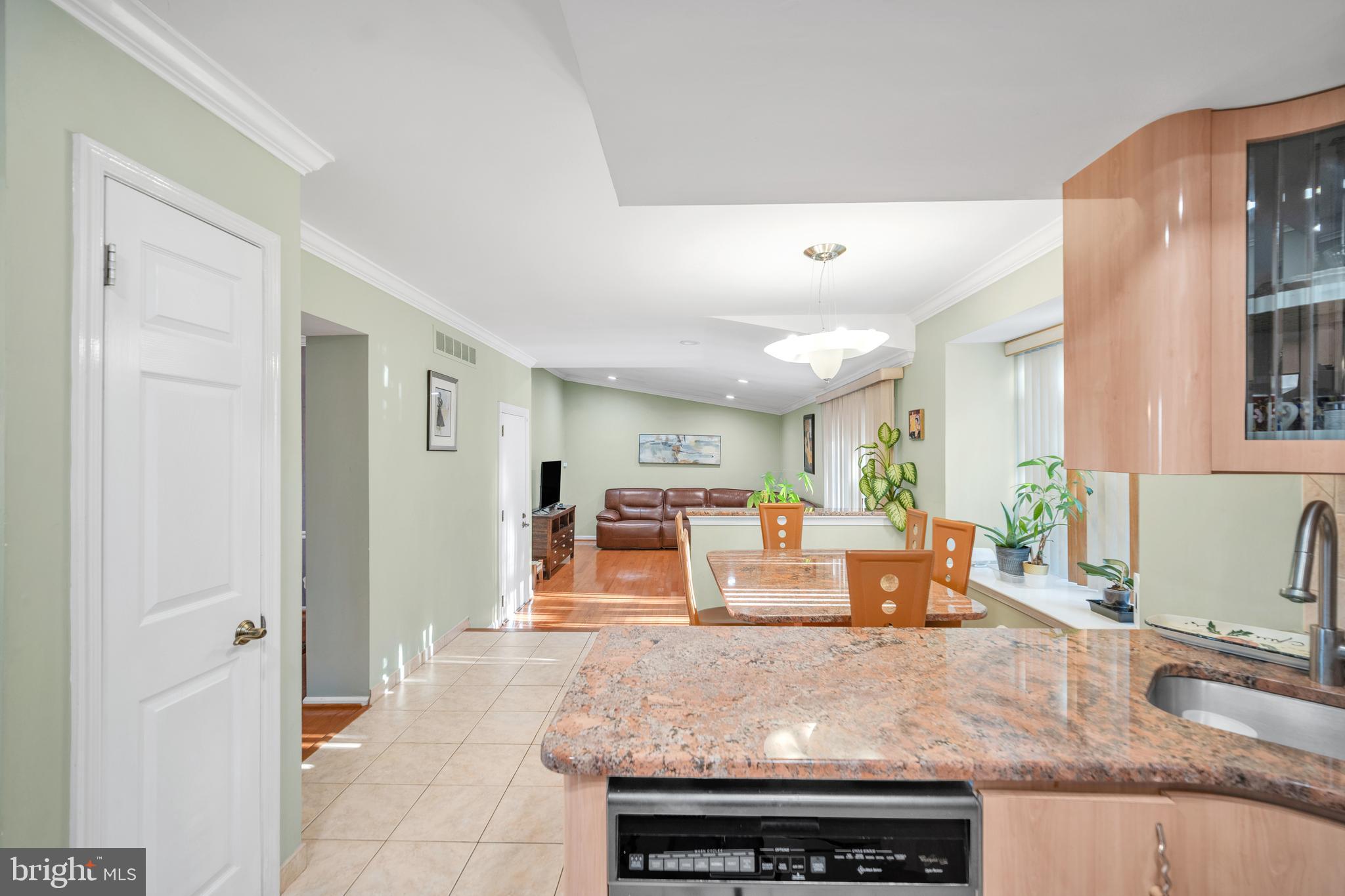 853 Green Ridge Circle Feasterville-Trevose, PA 19053 - Photo 17 of 40
