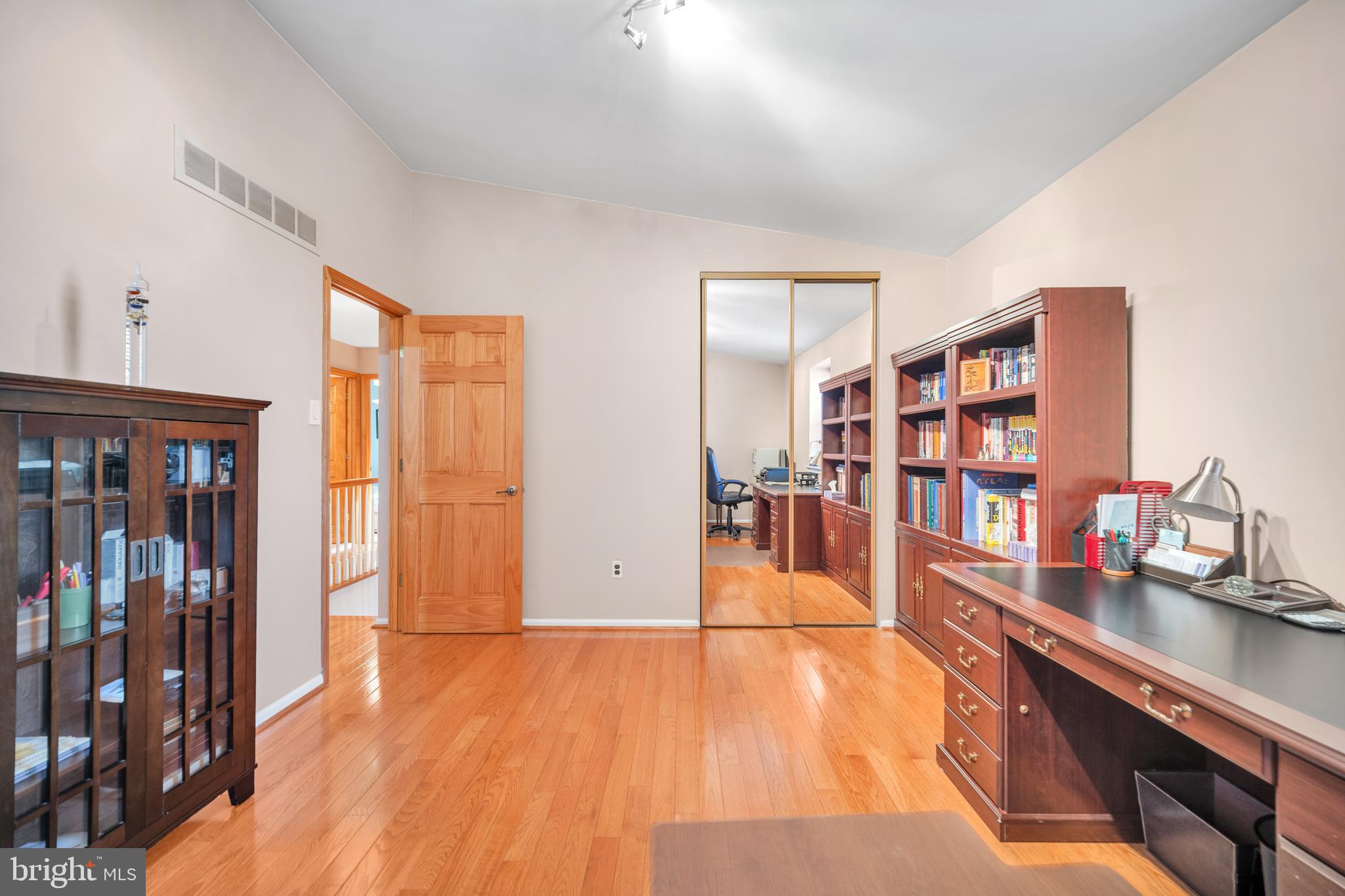 853 Green Ridge Circle Feasterville-Trevose, PA 19053 - Photo 30 of 40