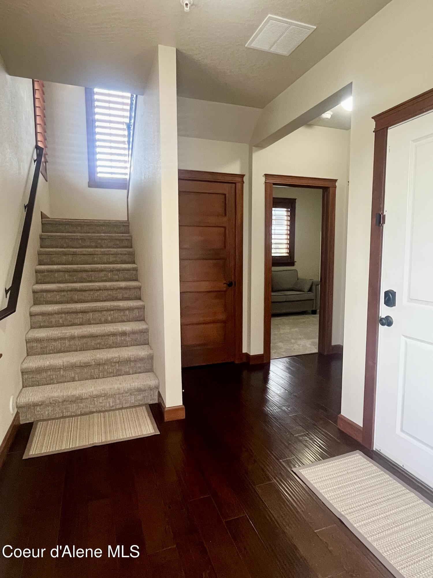 4580 Greenchain Loop, Unit 3 Coeur D'Alene, ID 83814 - Photo 5 of 22 IMG_3201