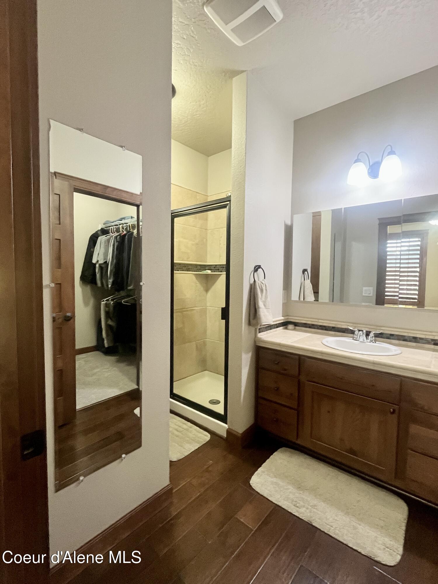 4580 Greenchain Loop, Unit 3 Coeur D'Alene, ID 83814 - Photo 7 of 22 IMG_3224