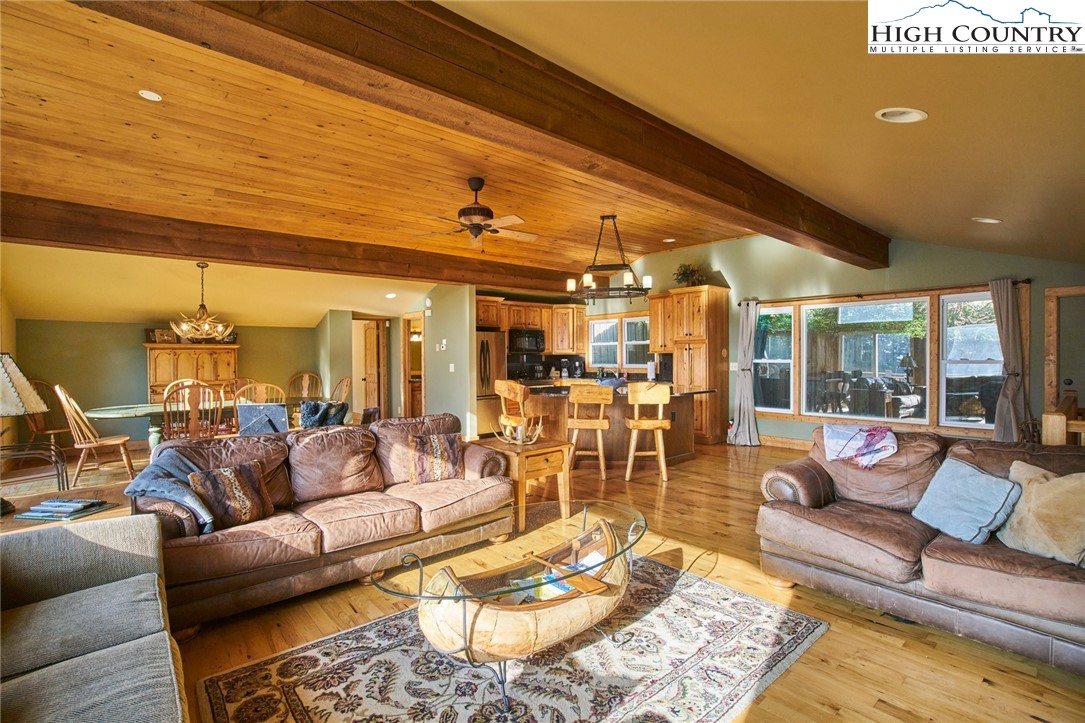 348 Alpine Road Blowing Rock, NC 28605 - Photo 7 of 32 Gallery Image 7