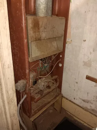 $27,904 | 317 West Glenn Street, Shelburn, IN 47879