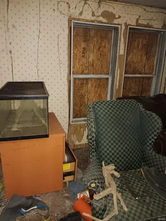 $27,904 | 317 West Glenn Street, Shelburn, IN 47879