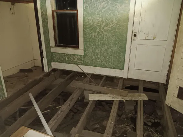 $27,904 | 317 West Glenn Street, Shelburn, IN 47879