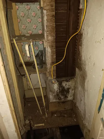 $28,405 | 317 West Glenn Street, Shelburn, IN 47879