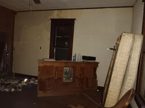 $27,904 | 317 West Glenn Street, Shelburn, IN 47879