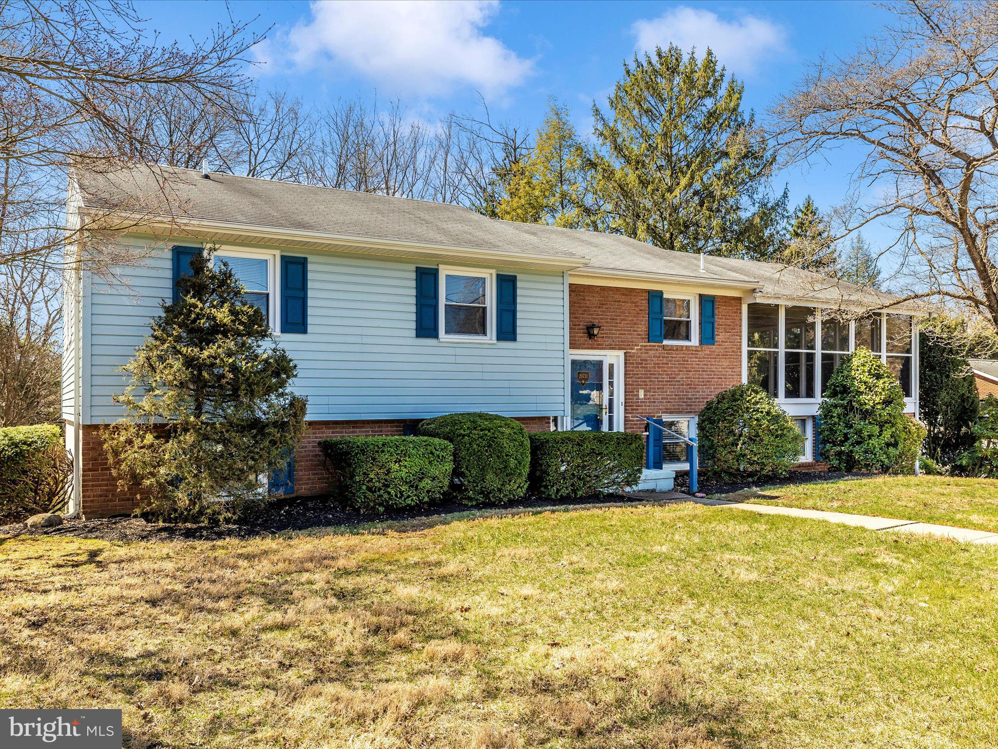 20731 Emerald Drive Hagerstown, MD 21742 - Photo 44 of 54 a front view of a house with a yard