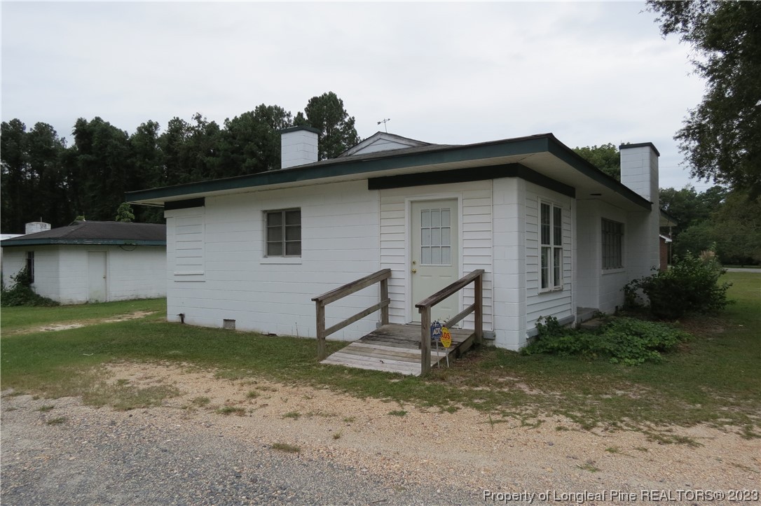 1902 Rice Road Sanford, NC 27330 - Photo 2 of 31 Gallery Image 2
