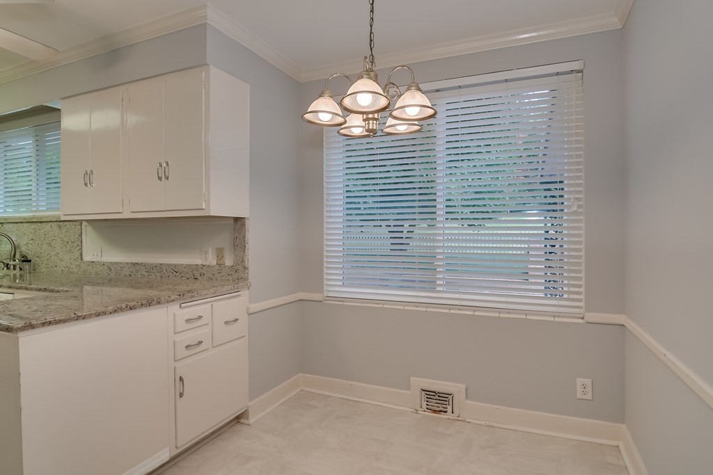 2261 Overton Road Augusta, GA 30904 - Photo 5 of 17