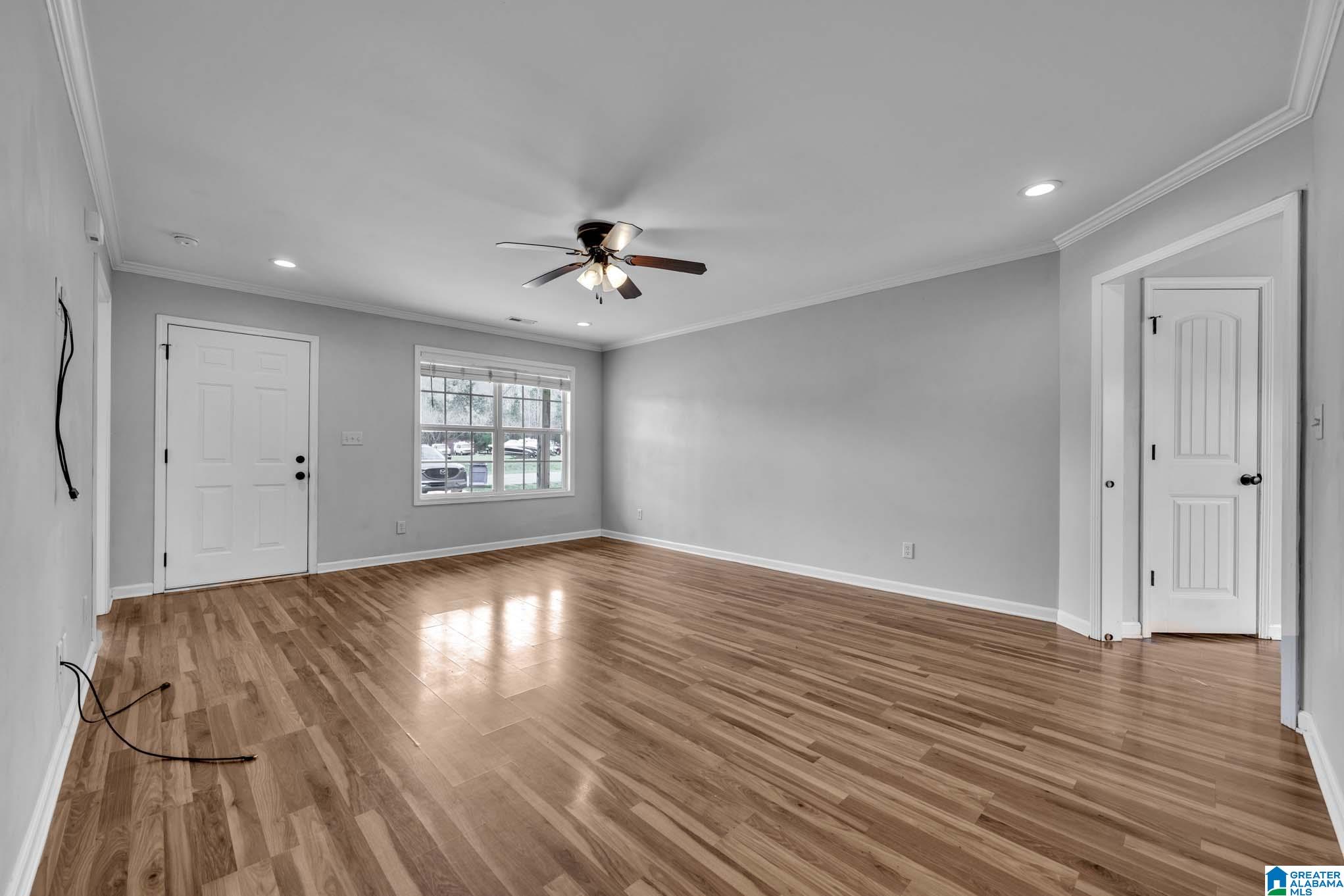 473 Hudson Avenue Oneonta, AL 35121 - Photo 4 of 26