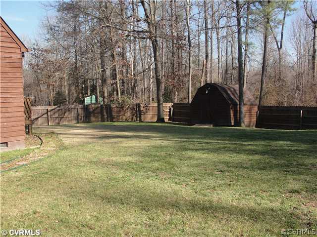 1311 Grapevine Road Sandston, VA 23150 - Photo 11 of 12 Land - Huge fenced in back yard.