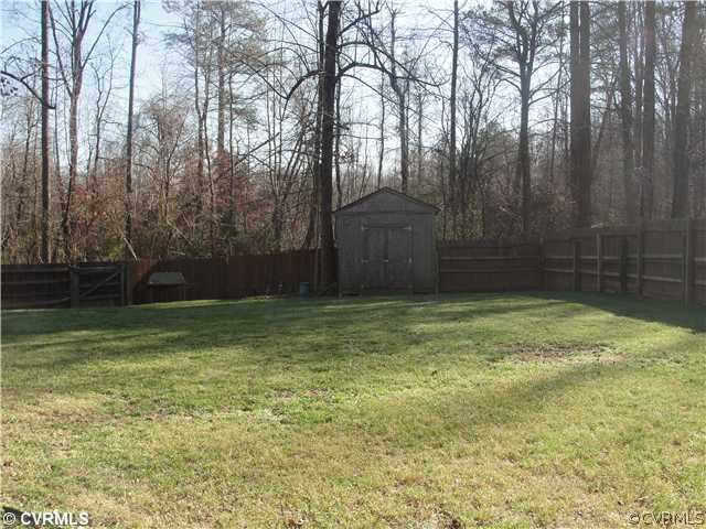 1311 Grapevine Road Sandston, VA 23150 - Photo 12 of 12 Land/Lot - Back yard.