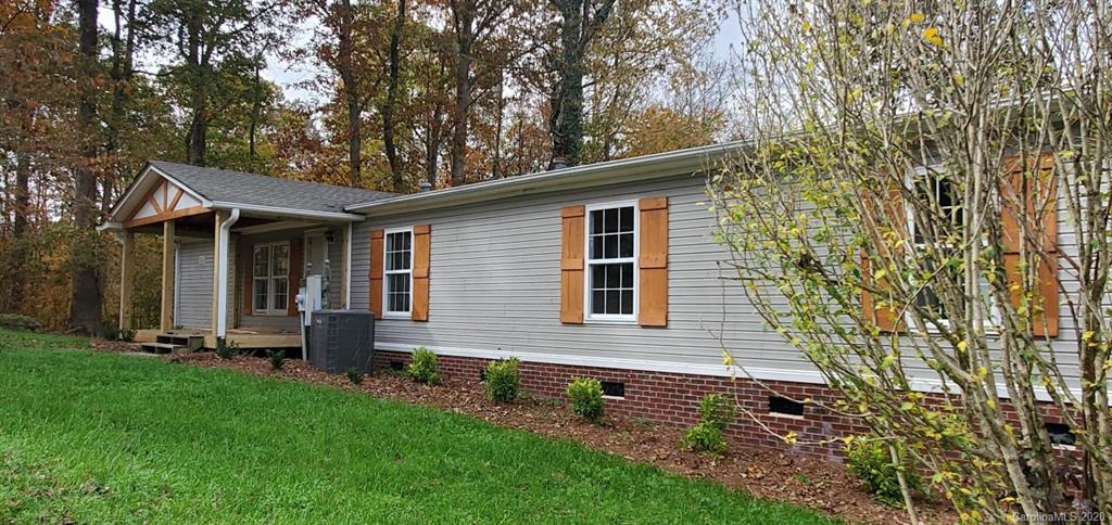 996 Willis Farm Road Clover, SC 29710 - Photo 1 of 29