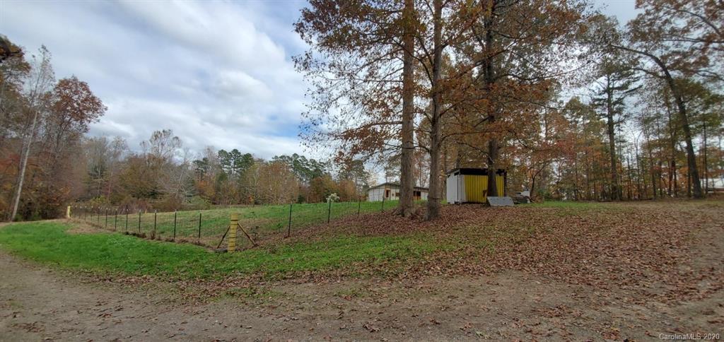 996 Willis Farm Road Clover, SC 29710 - Photo 19 of 29