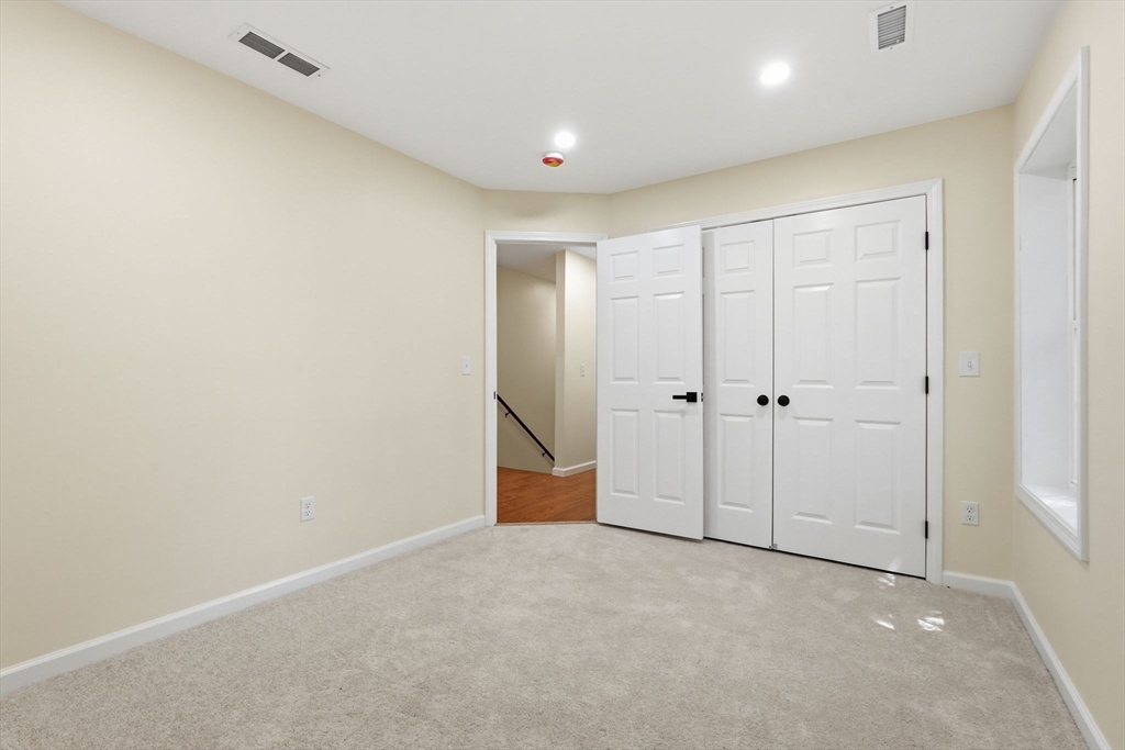 44-42 Gilbert Avenue Springfield, MA 01119 - Photo 12 of 32 Gallery Image 12