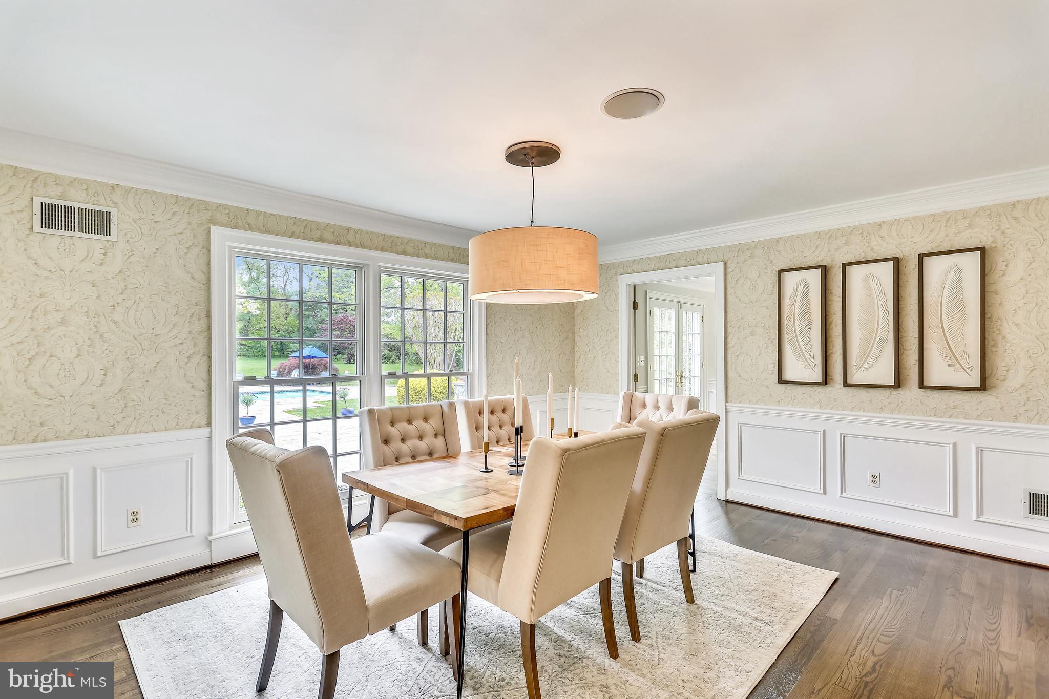 12308 Beall Spring Road Potomac, MD 20854 - Photo 5 of 25 Dining room