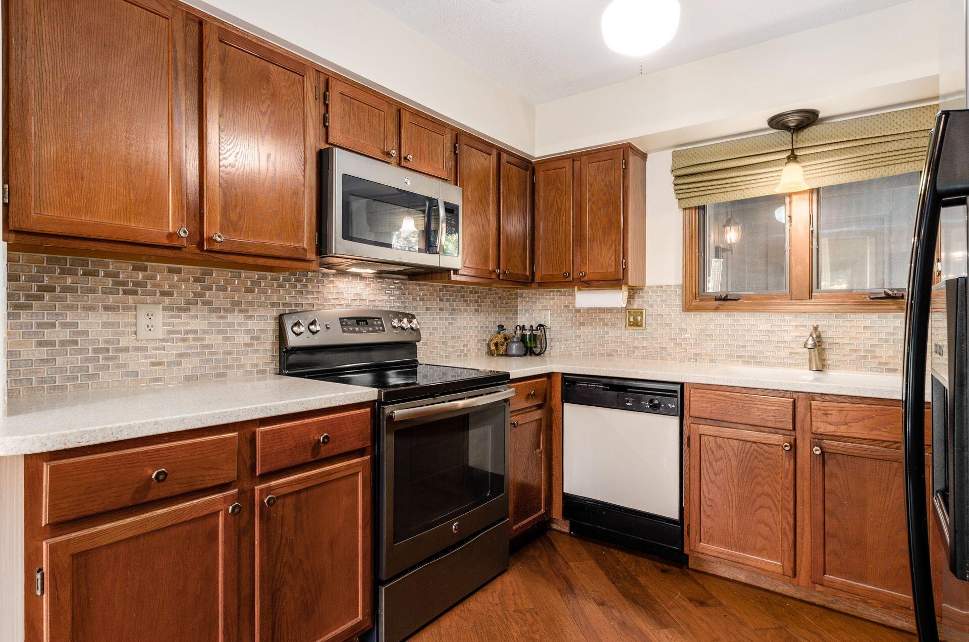 3911 Inverness Circle Dublin, OH 43016 - Photo 14 of 39 014_a_L 3911 Inverness Cir042