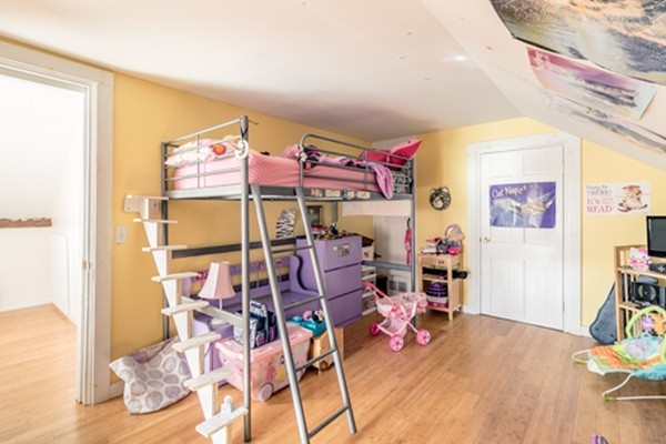 372 Sconticut Neck Road Fairhaven, MA 02719 - Photo 8 of 17 Gallery Image 8