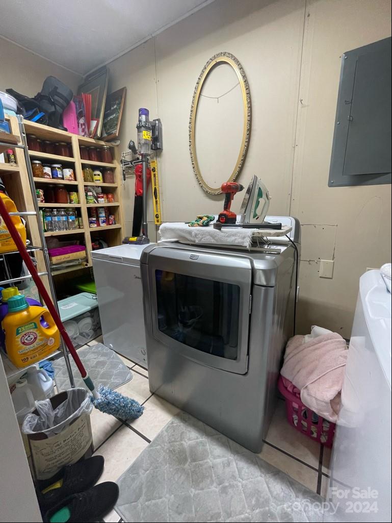 313 Summers Road Morganton, NC 28655 - Photo 25 of 36 a view of a workspace with furniture