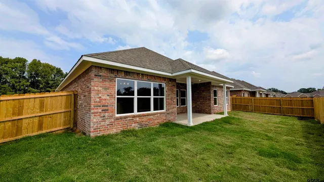 $2,100 | 104 Zane Lane, Whitehouse, TX 75791