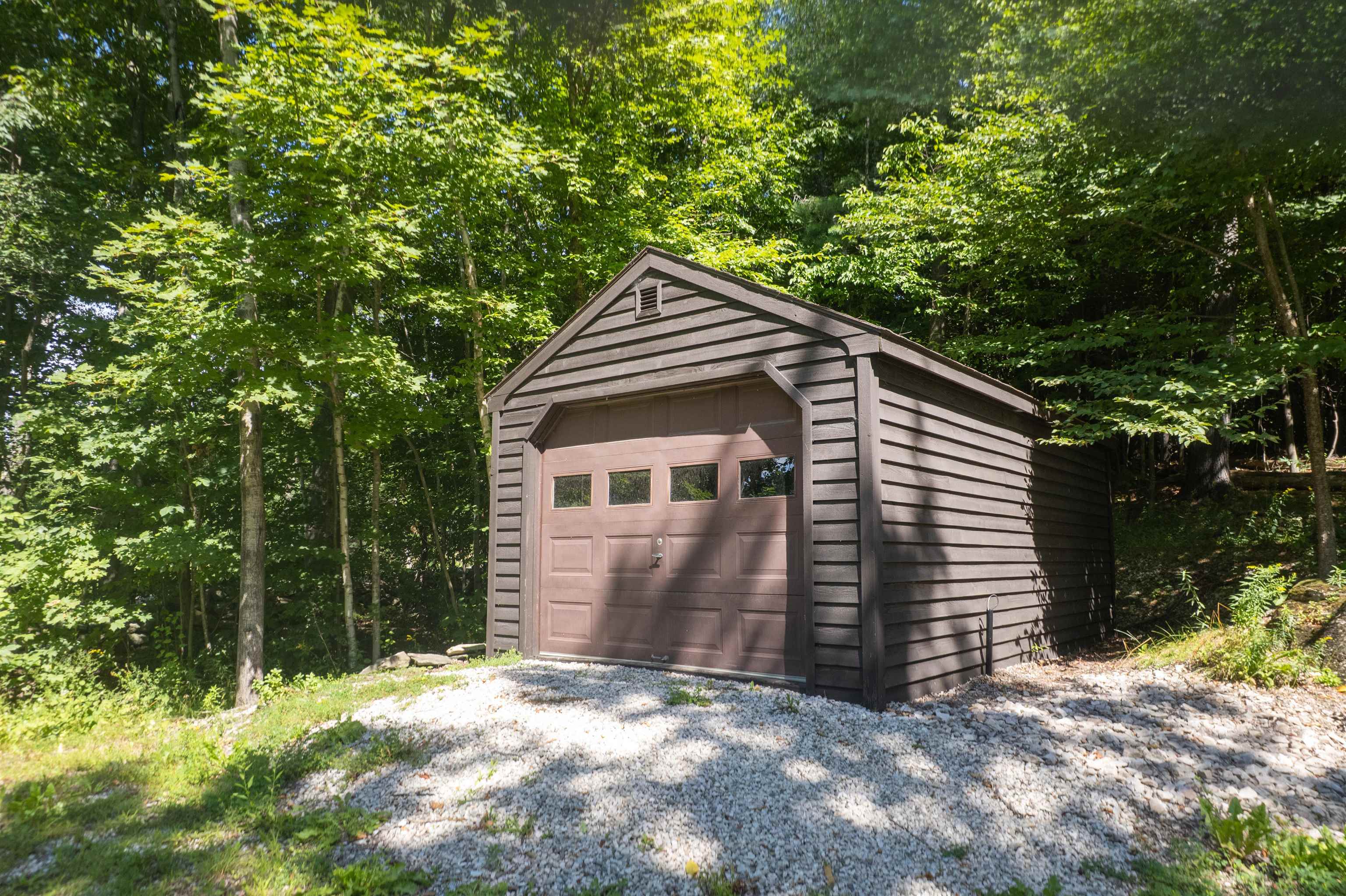 904 Austin Hill Road Rochester, VT 05767 - Photo 19 of 40 Gallery Image 19