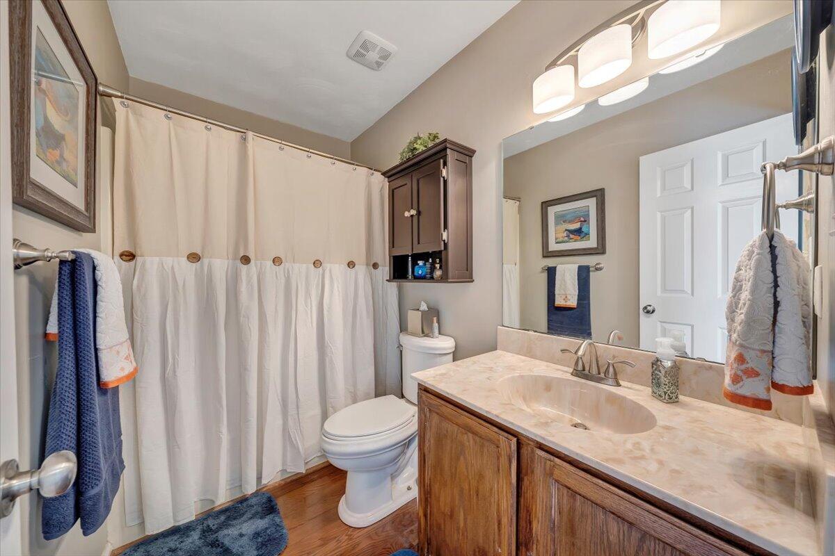 5327 Huntridge Road Roanoke, VA 24012 - Photo 39 of 62 Hall Bath