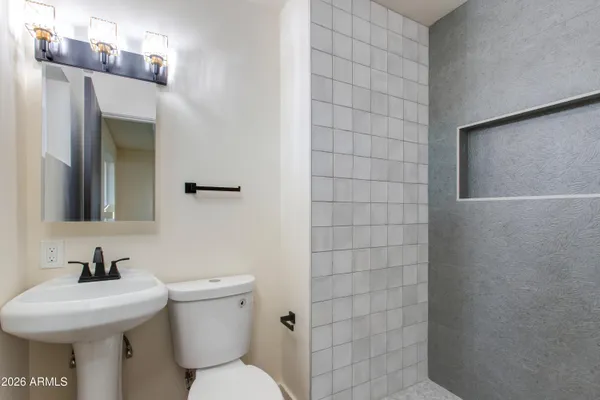 $899,000 | 11841 North 24th Street, Phoenix, AZ 85028