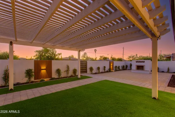 $899,000 | 11841 North 24th Street, Phoenix, AZ 85028
