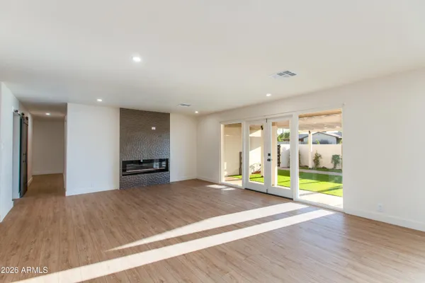 $899,000 | 11841 North 24th Street, Phoenix, AZ 85028