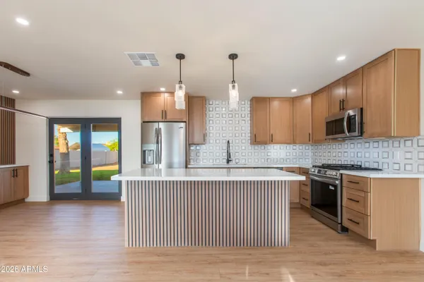 $899,000 | 11841 North 24th Street, Phoenix, AZ 85028