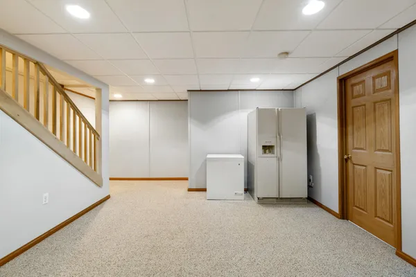 $335,000 | 106 Nicole Drive, Brooklyn, MI 49230