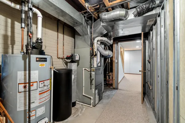 $335,000 | 106 Nicole Drive, Brooklyn, MI 49230