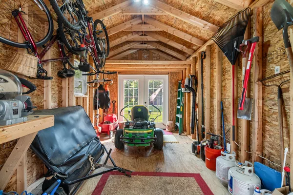 $335,000 | 106 Nicole Drive, Brooklyn, MI 49230