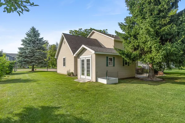 $335,000 | 106 Nicole Drive, Brooklyn, MI 49230