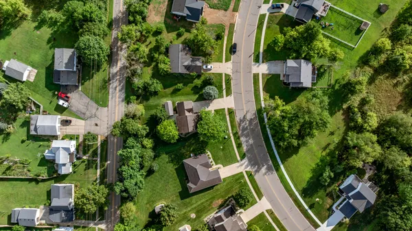 $335,000 | 106 Nicole Drive, Brooklyn, MI 49230