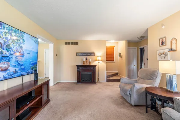 $335,000 | 106 Nicole Drive, Brooklyn, MI 49230