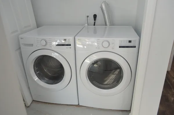 $2,950 | 519 Northwest Ember Way, Jensen Beach, FL 34957