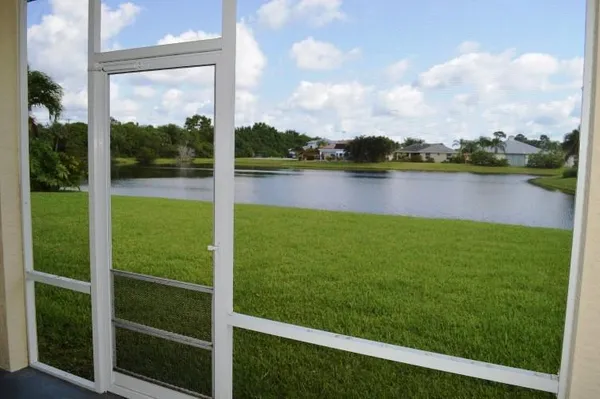 $2,950 | 519 Northwest Ember Way, Jensen Beach, FL 34957