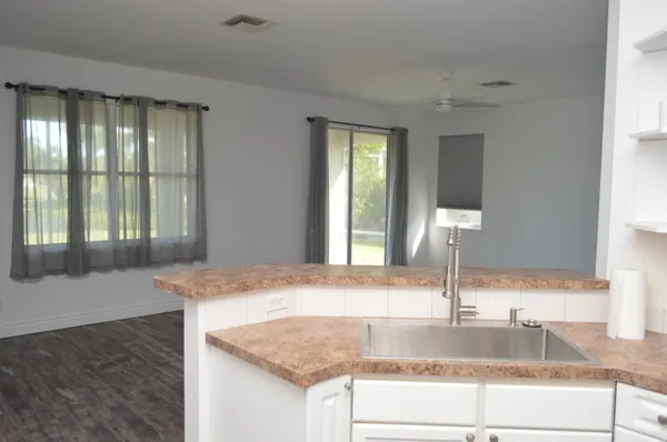 $2,950 | 519 Northwest Ember Way, Jensen Beach, FL 34957