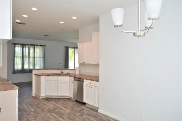 $2,950 | 519 Northwest Ember Way, Jensen Beach, FL 34957