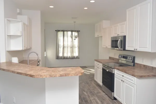 $2,950 | 519 Northwest Ember Way, Jensen Beach, FL 34957