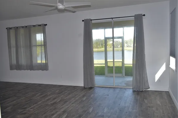 $2,950 | 519 Northwest Ember Way, Jensen Beach, FL 34957