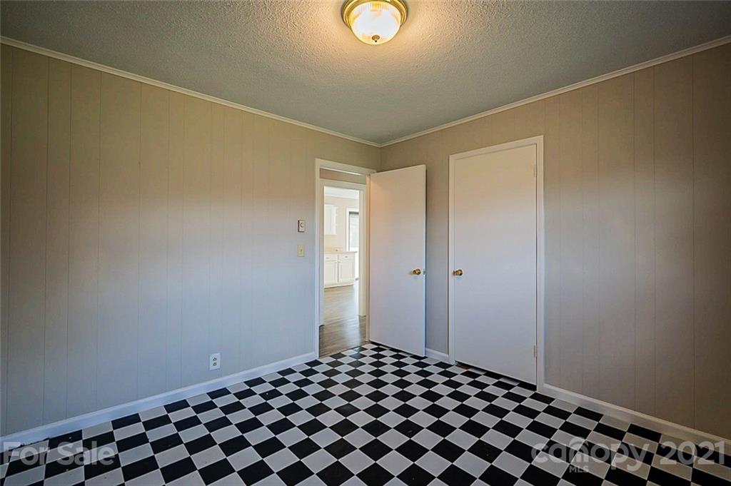 1307 Mayberry Road Dallas, NC 28034 - Photo 14 of 22 Gallery Image 14