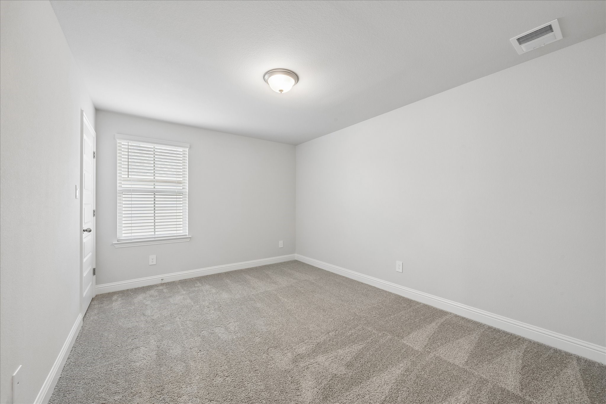 10 Greenbriar Loop Angleton, TX 77515 - Photo 13 of 15