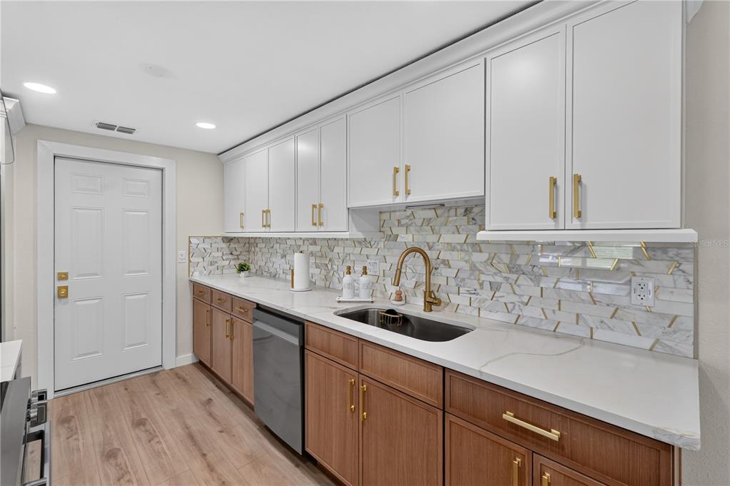 4609 Caruso Road Bradenton, FL 34203 - Photo 15 of 48 Gallery Image 15