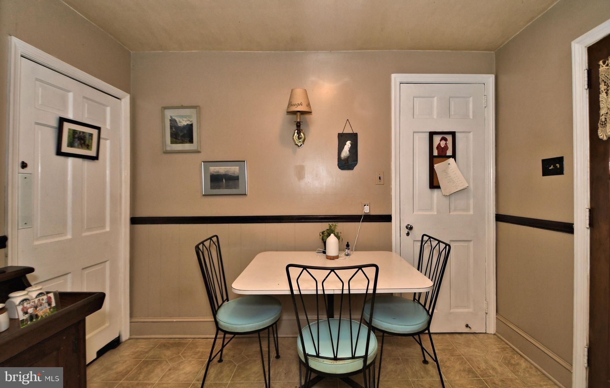 120 Hewett Road Wyncote, PA 19095 - Photo 10 of 44 a view of a dining room with furniture