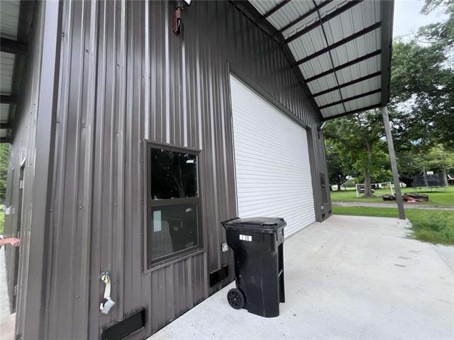 2602 Migues Road New Iberia, LA 70560 - Photo 4 of 16