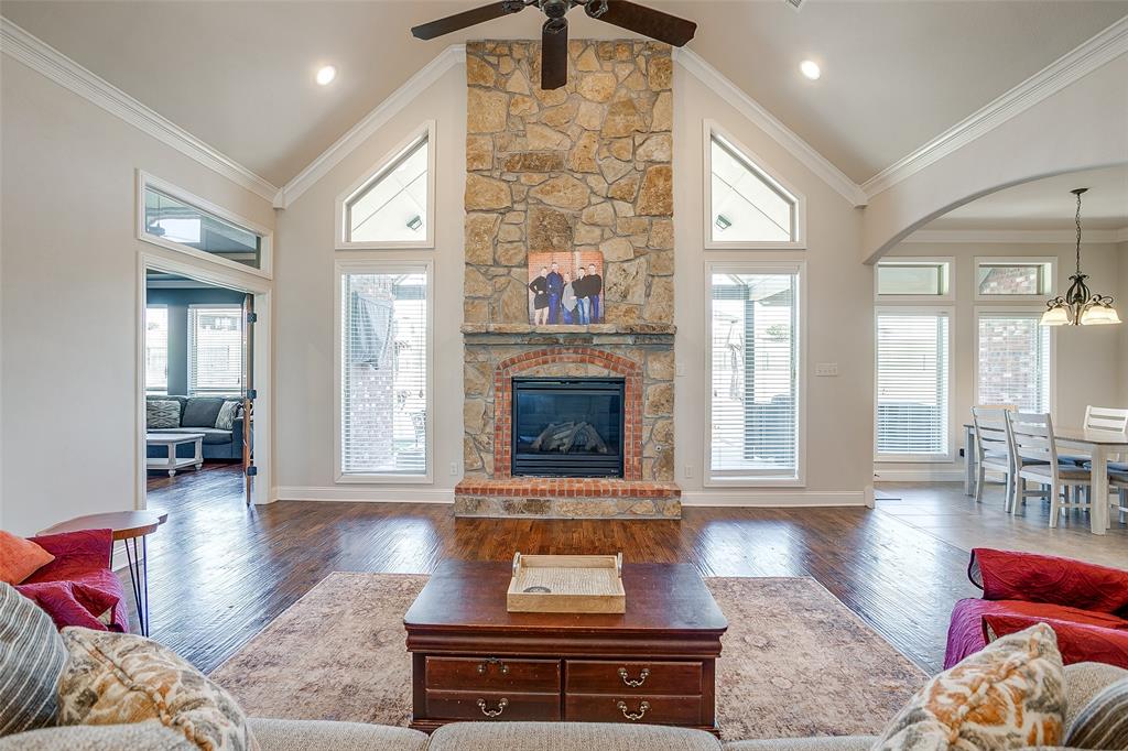 131 Condor View Weatherford, TX 76087 - Photo 5 of 34 a living room with furniture and a fireplace