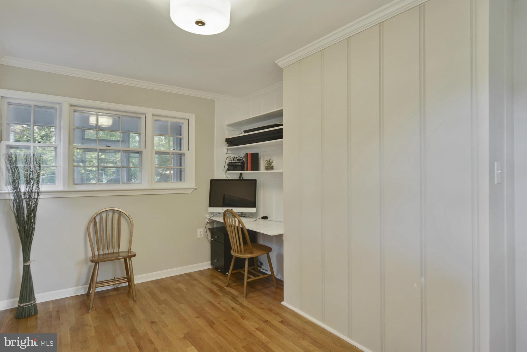 404 Mansfield Road Silver Spring, MD 20910 - Photo 11 of 30 Interior (General)